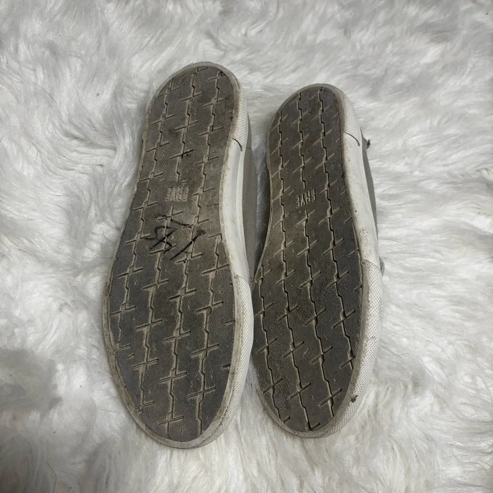 Frye Sneakers Women’s size 9